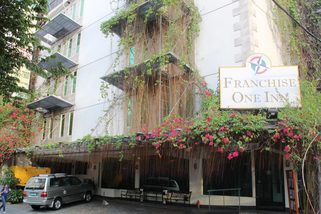 Franchise One Hotel Makati City Exterior foto